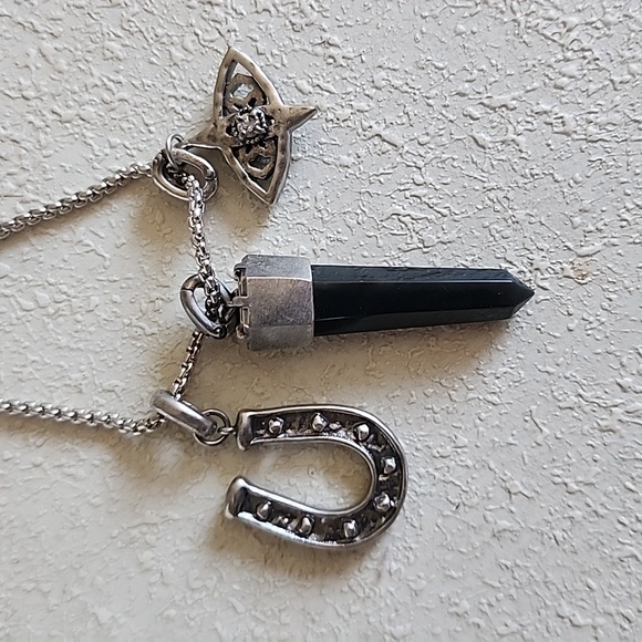 Kendra Scott Protection Charm Necklace - New with Tags - Picture 1 of 3